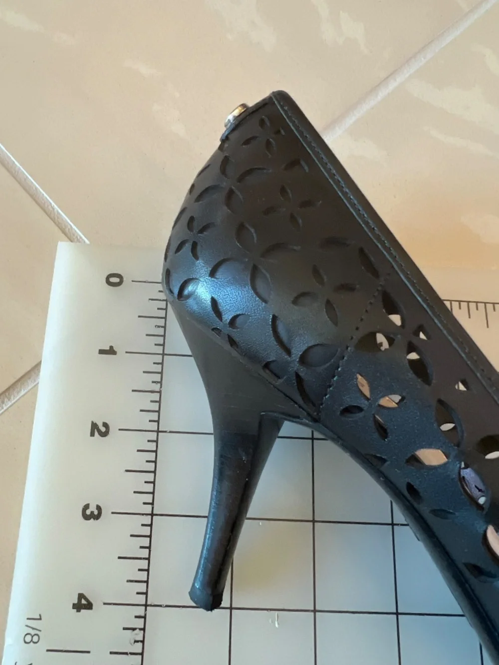 4-Pair Pointed Toe Pumps Lot 8.5 9 Coach Michael Kors Kenneth Cole Charles David
